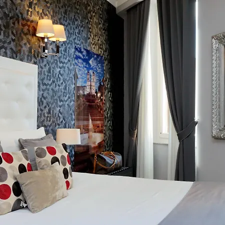 西斯蒂纳23豪华旅馆 4*