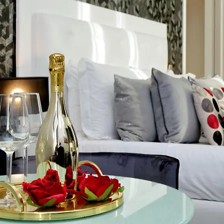 西斯蒂纳23豪华旅馆 4*