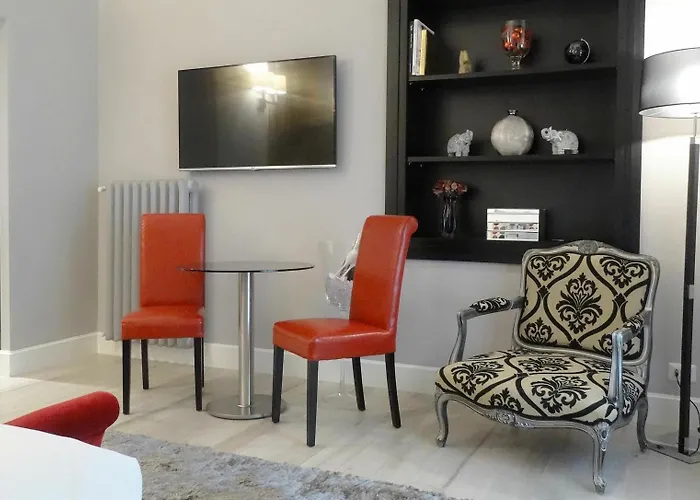 בית הארחה Sistina Twentythree Luxury 4*